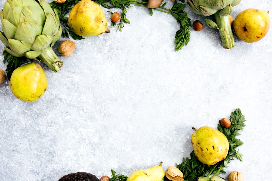 The Health Benefits of Avocados and Berries